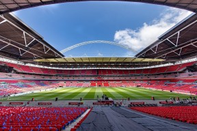 kaiyun中国官方网站入口包含穆雷重返赛场，持续失利首场状态出色，曼联观众沸腾！的词条